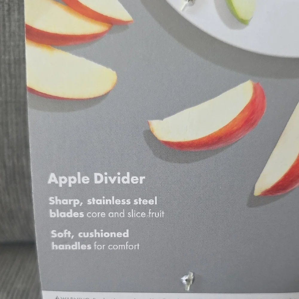 OTOTO Mon Cherry Measuring‎ Spoons and OXO Apple Divider, Kitchen Bundle, New.